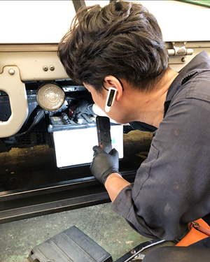 バッテリー目視点検